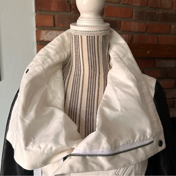 NWT Veda for Scoop NYC White Canvas Moto Jacket Leather Sleeves Sz S - Picture 3 of 10